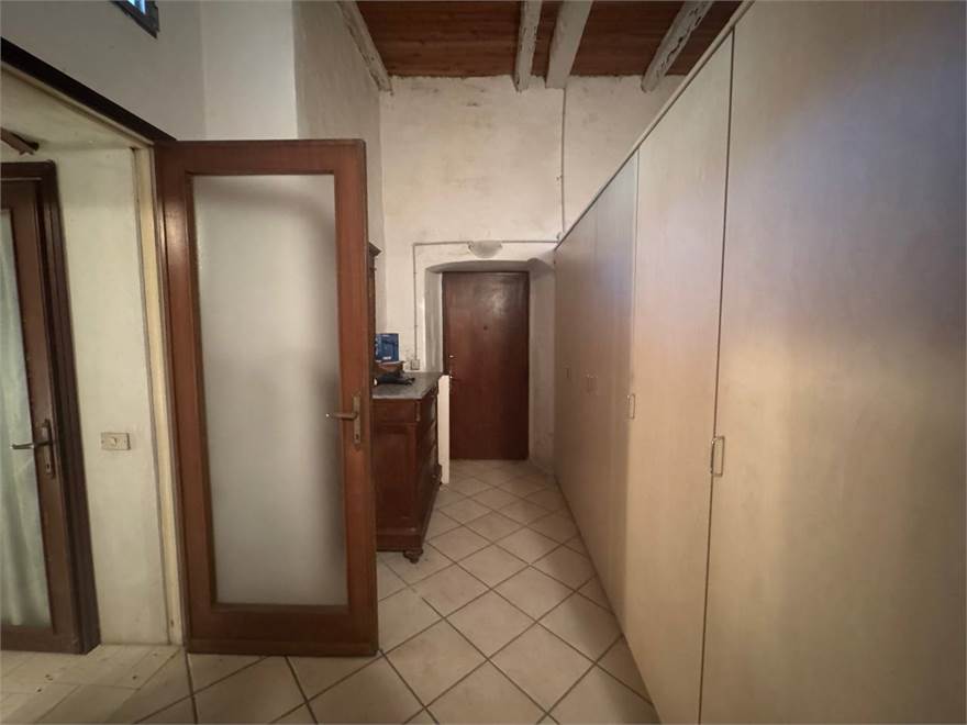 Photo 35